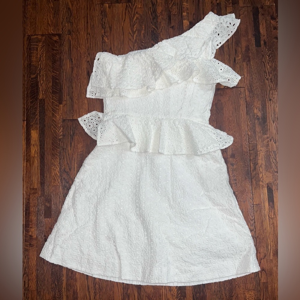 LILLY PULITZER Josey One Shoulder Tier Eyelet Dress in White Size 6 - Picture 12 of 12